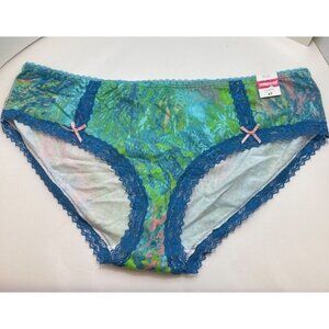 Cosmopolitan Women's Hipster Panties 8/XL - Psychedelic Camo & Lace Trim NWT!